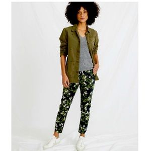 Marine Layer Allison Pant in navy Hawaiian floral print